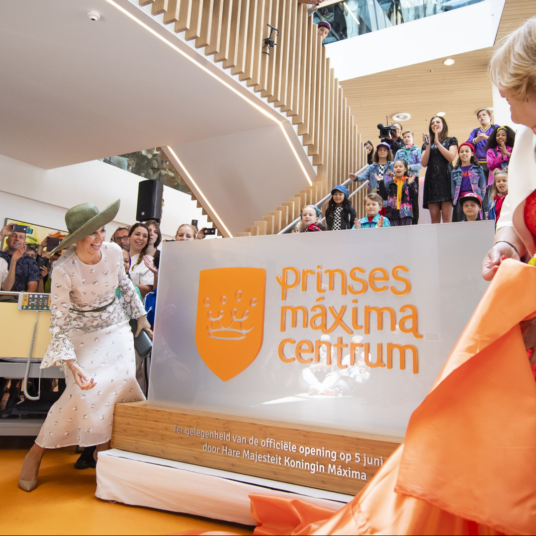 Koningin opent Prinses Máxima Centrum voor kinderoncologie in Utrecht
