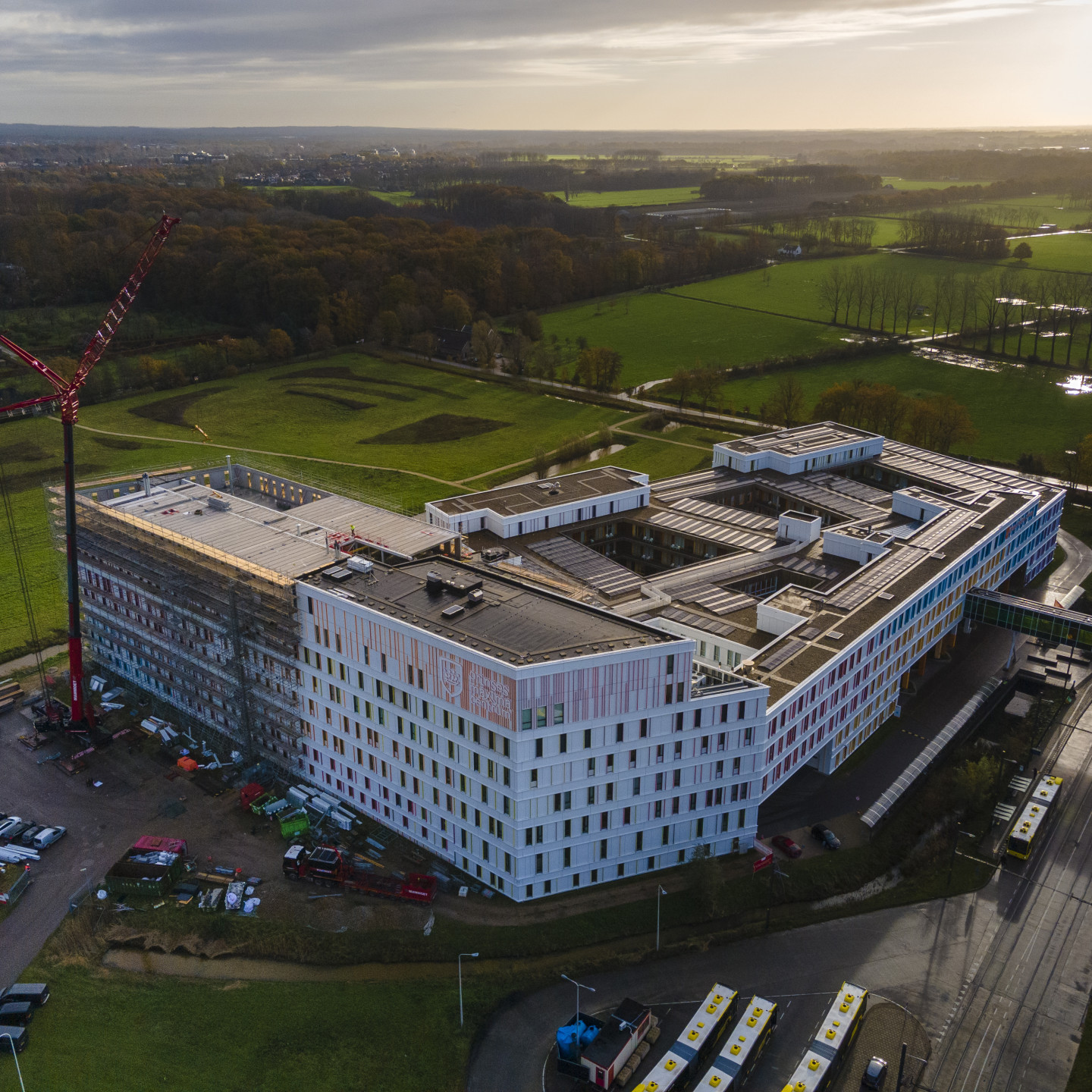 Topping out celebration for expansion research building