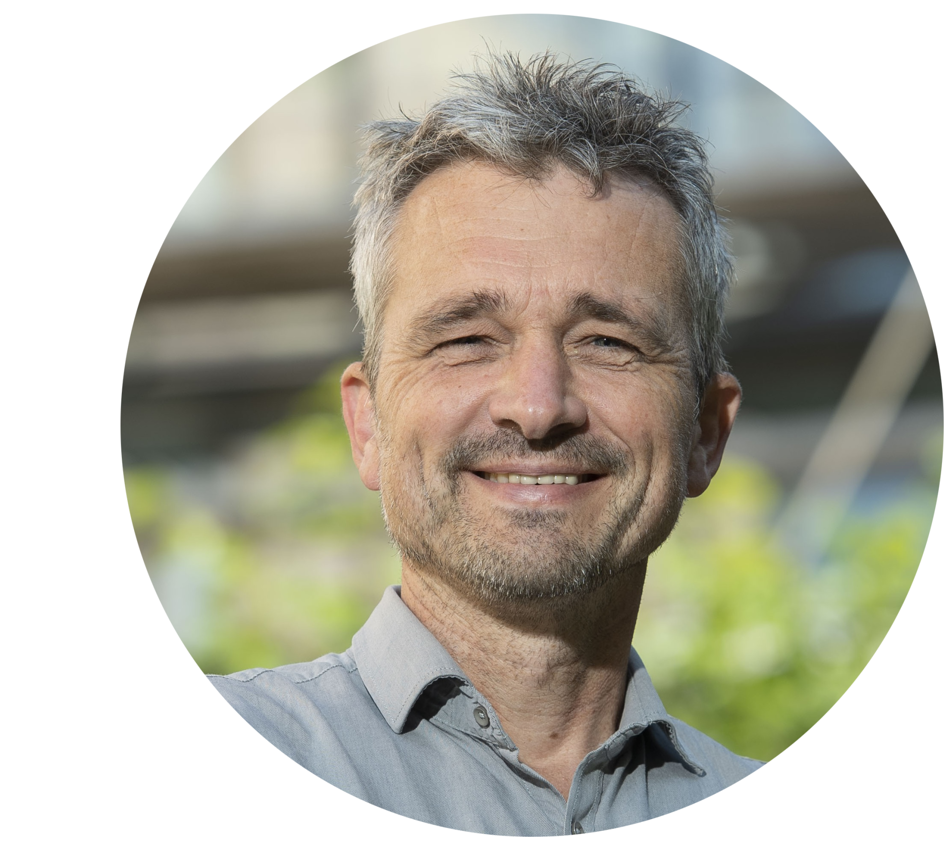 Dr. Roland Kuiper